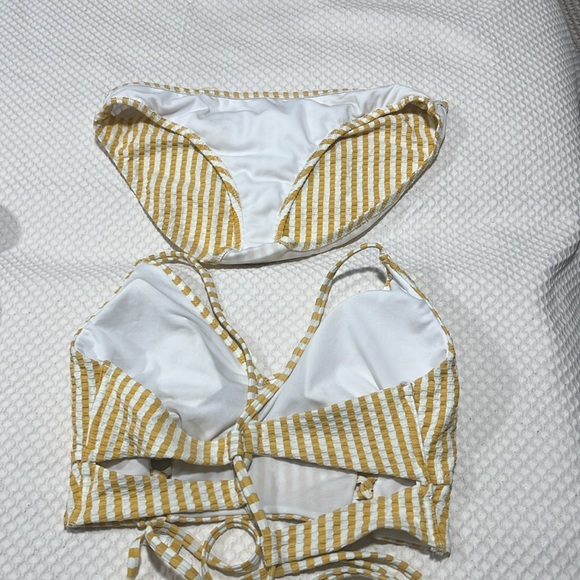 Jessica Simpson yellow/white striped 2 piece swimsuit. - Picture 3 of 4
